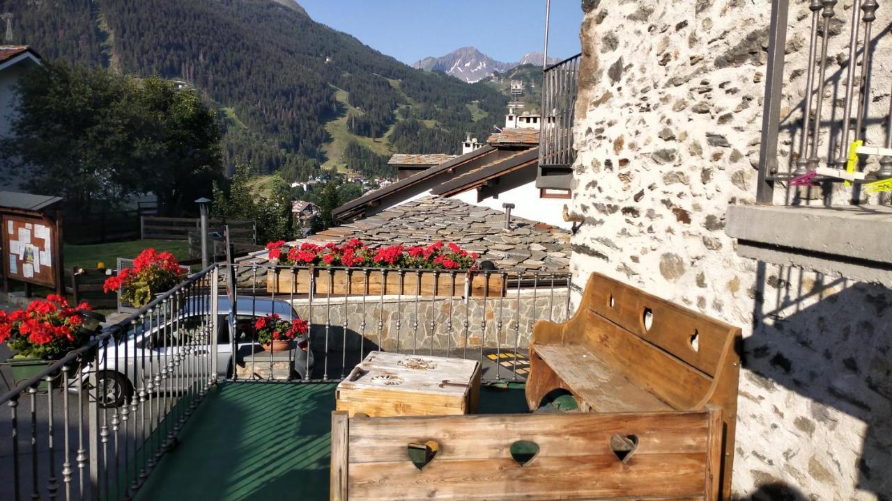 Magnifica Tavernetta Di La Thuile Zewnętrze zdjęcie